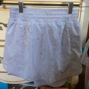 Lululemon hotty hot skirt 6